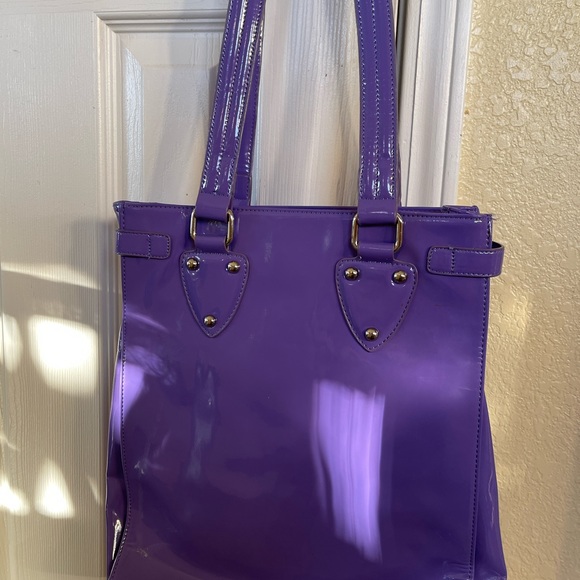 Bulaggi Bag—LARGE! - Picture 3 of 4